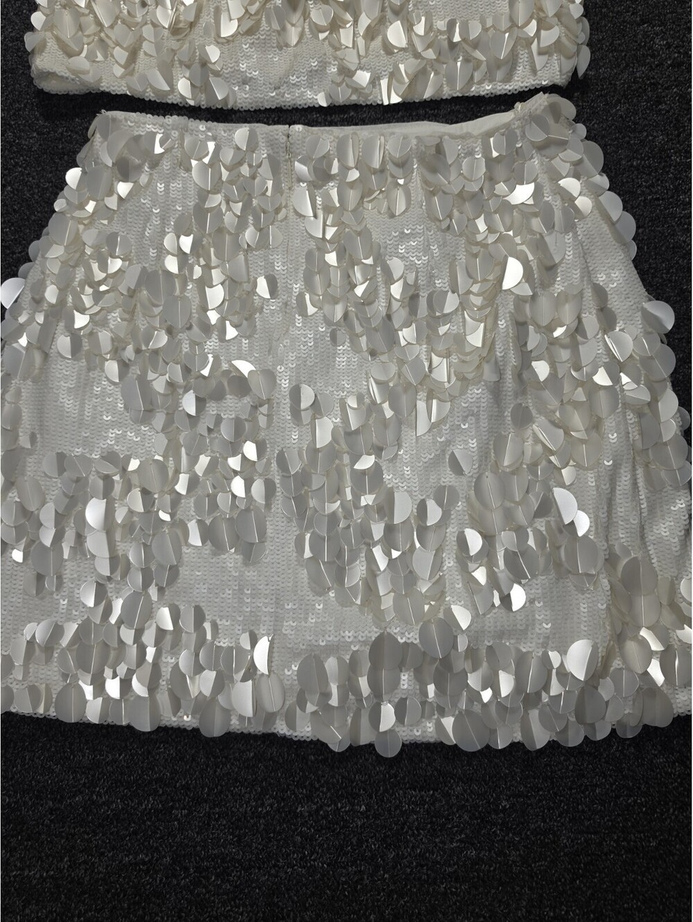 Ted Baker London Ivory Sequin 2 Piece Set Crop Top Mini Skirt NWT Size 2 - Picture 12 of 16